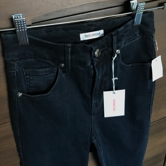 Good American Jeans size 0/25 NWT Style: GLC108T - Picture 1 of 4
